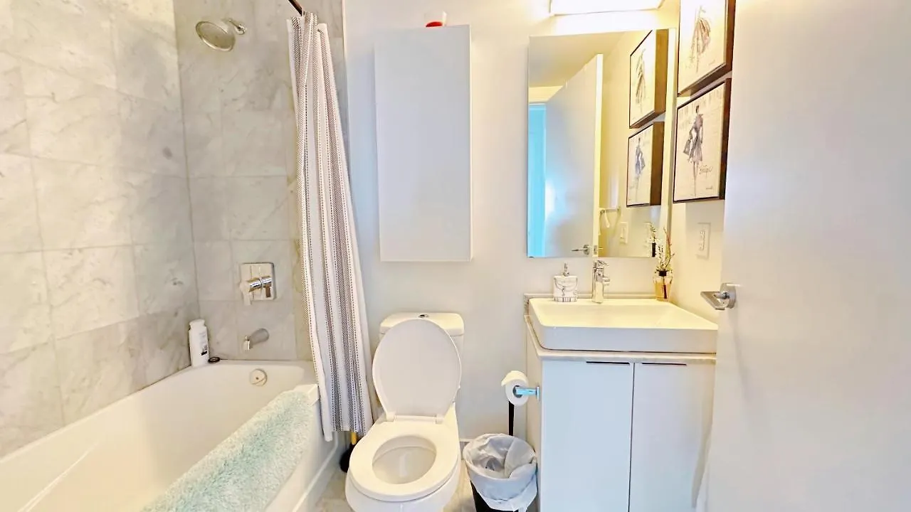 Comfort Opulence Suites Superior 3 Bedroom Suite 48Th Floor With Lake View Toronto 0*,  Kanada