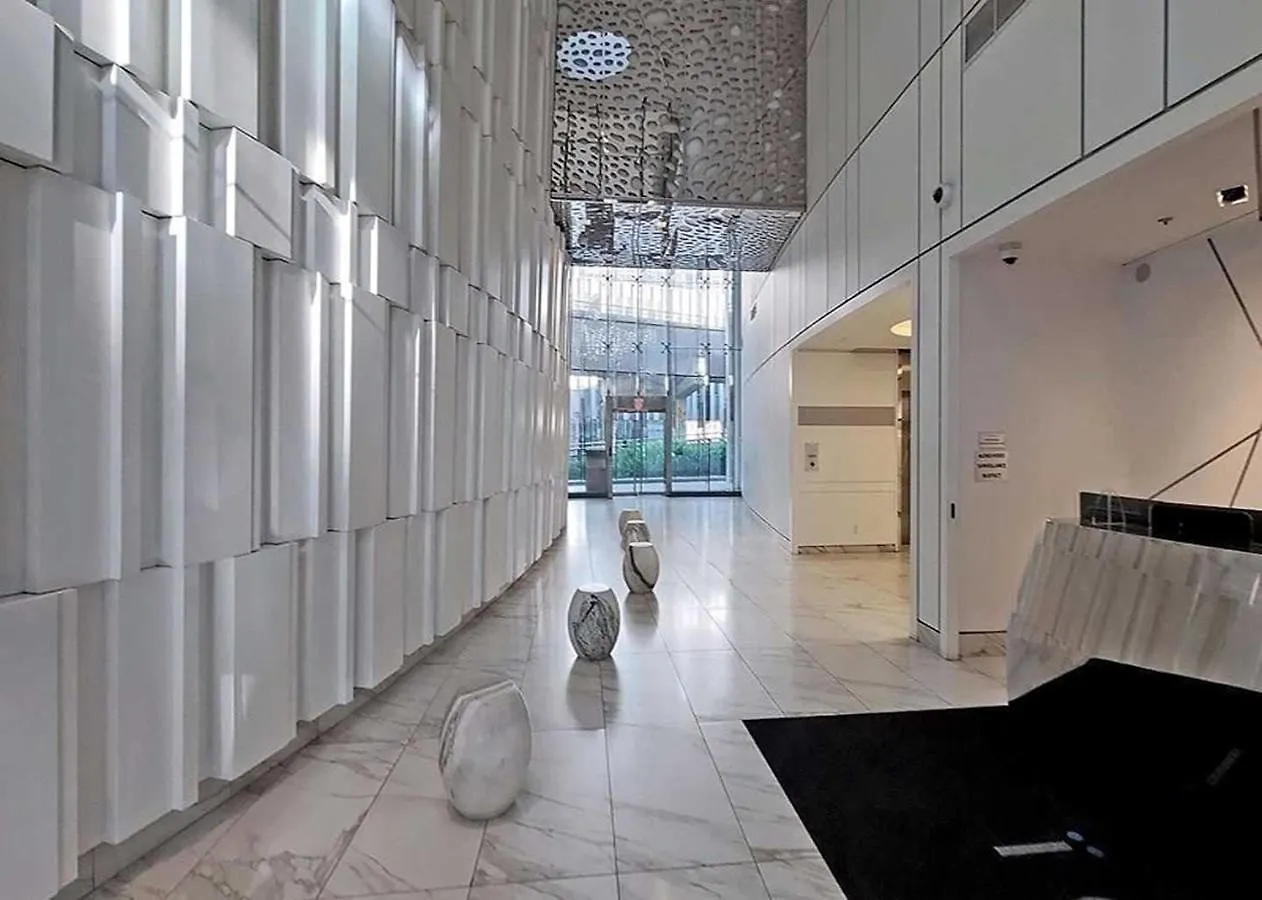 Hotel Comfort Opulence Suites Superior 3 Bedroom Suite 48Th Floor With Lake View Toronto