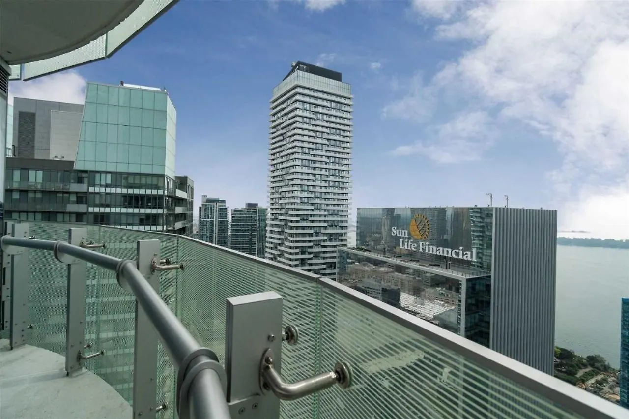 Comfort Opulence Suites Superior 3 Bedroom Suite 48Th Floor With Lake View Toronto